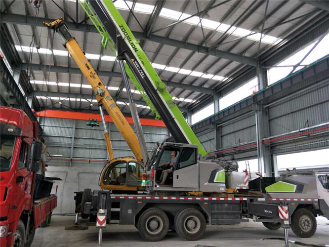 望谟县高空车出租需要注意哪些安全事项？