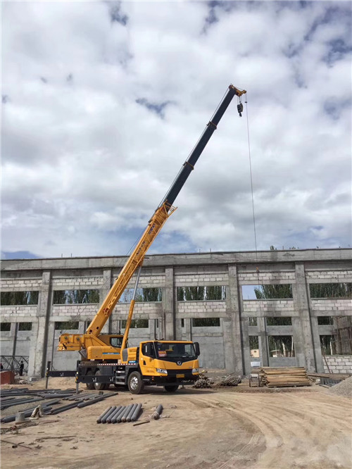 望谟县吊装作业前会做设备检查吗？安全保障措施有哪些？